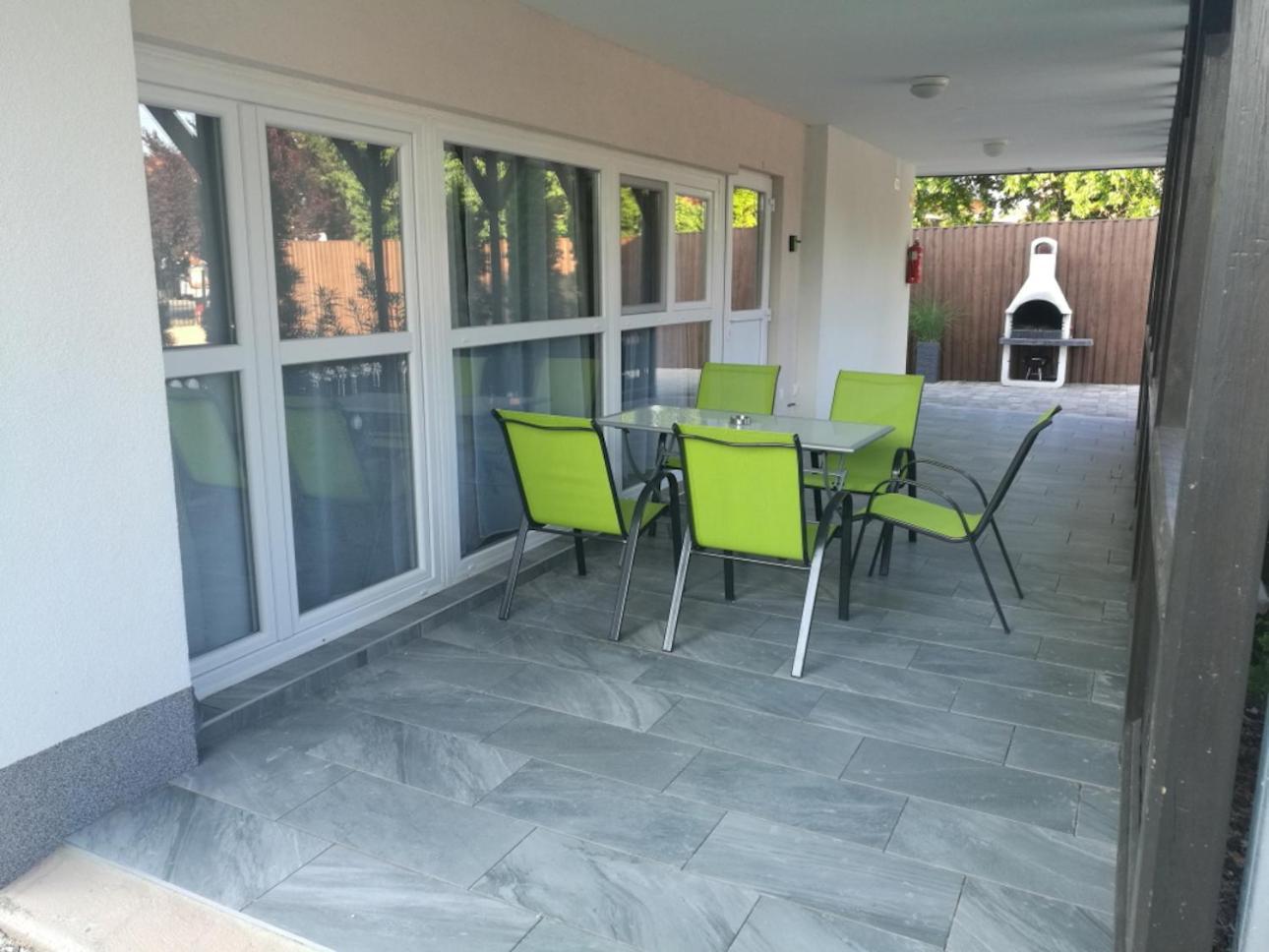 Tutti Apartman Balatonlelle Dış mekan fotoğraf